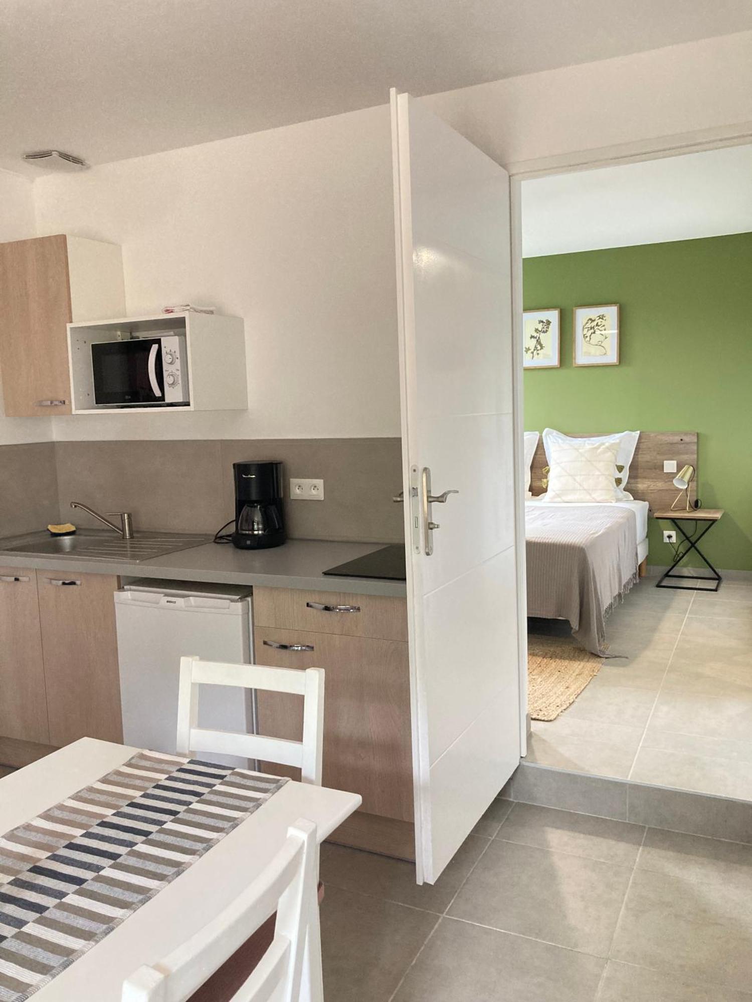 Appartamento Pavillon de l’Étang Châteauneuf-du-Rhône Esterno foto
